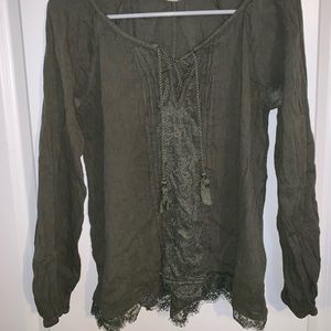 Long sleeve loose fitting top